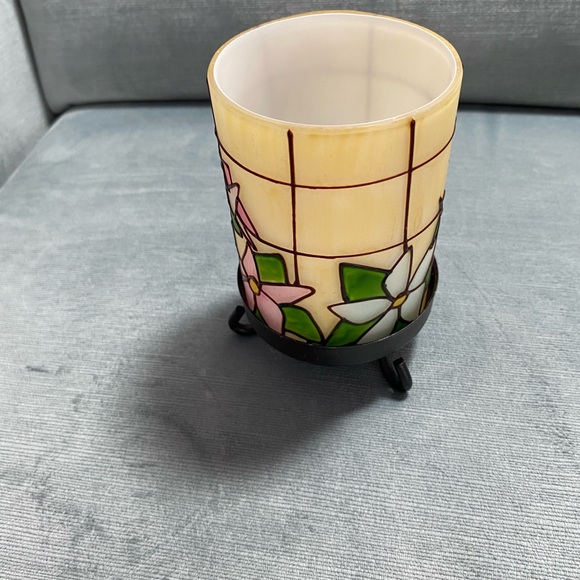 Vintage Avon Cylindrical Floral Stained Glass-Look Tea light holder metal base - Picture 3 of 11